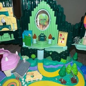 Wizard of Oz Polly Pocket Playset Emerald City 2001
